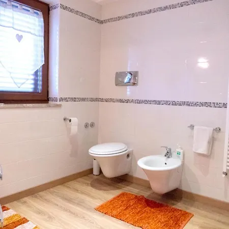 Lejlighed With 4 Bedrooms In With Wonderful Mountain View Furnished Garden And Wifi *